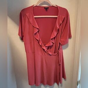 Torrid size 2 pink top